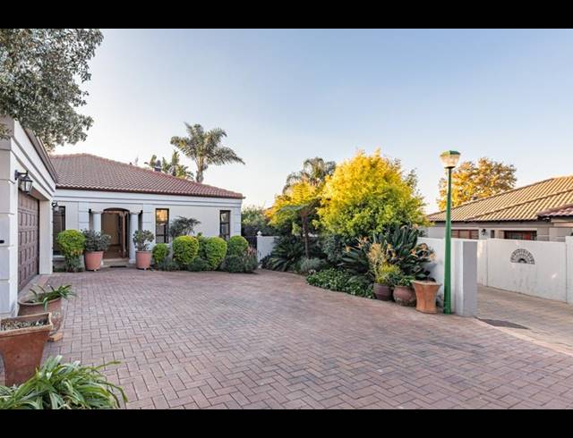 3 BEDROOM HOUSE FOR SALE IN RUIMSIG